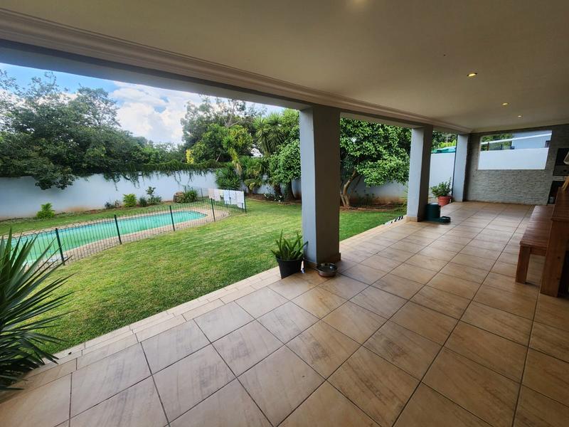 To Let 3 Bedroom Property for Rent in Blairgowrie Gauteng