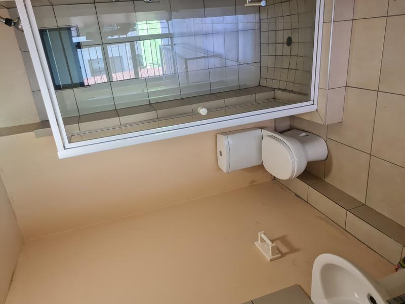 1 Bedroom Property for Sale in Ruimsig Gauteng