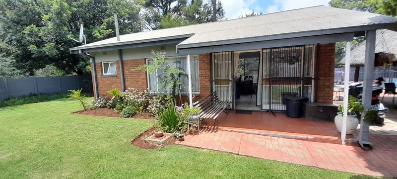 3 Bedroom Property for Sale in Valhalla Gauteng