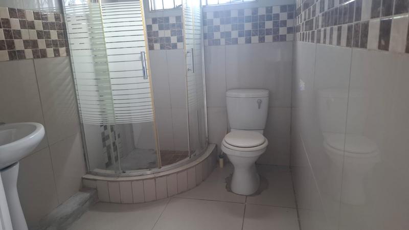 To Let 2 Bedroom Property for Rent in Silverglen KwaZulu-Natal