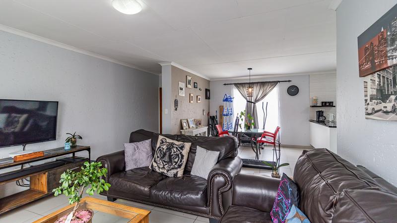 2 Bedroom Property for Sale in Eden Glen Gauteng