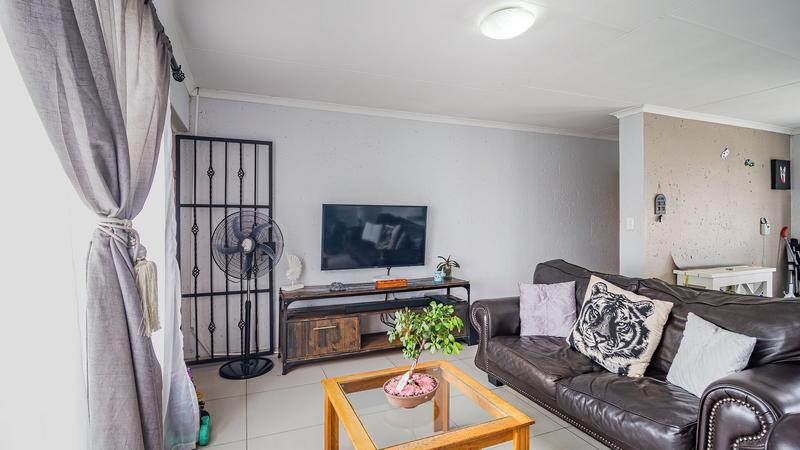 2 Bedroom Property for Sale in Eden Glen Gauteng