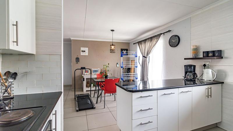 2 Bedroom Property for Sale in Eden Glen Gauteng