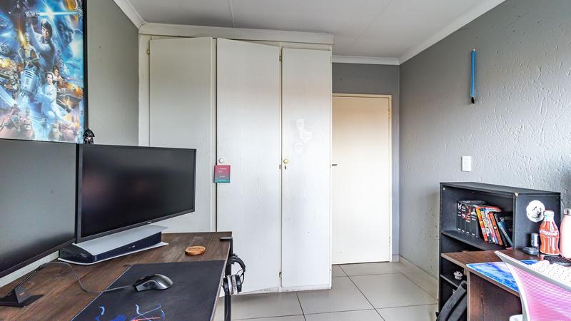 2 Bedroom Property for Sale in Eden Glen Gauteng