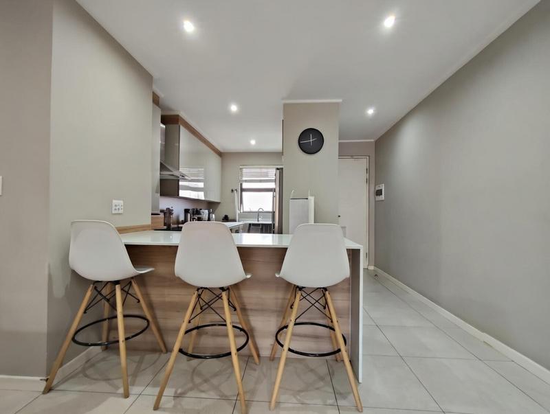 2 Bedroom Property for Sale in Menlyn Gauteng