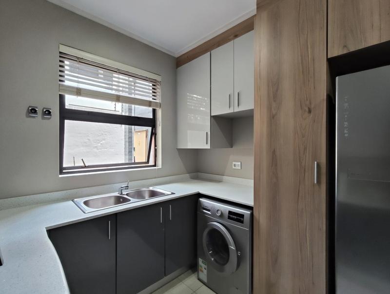 2 Bedroom Property for Sale in Menlyn Gauteng