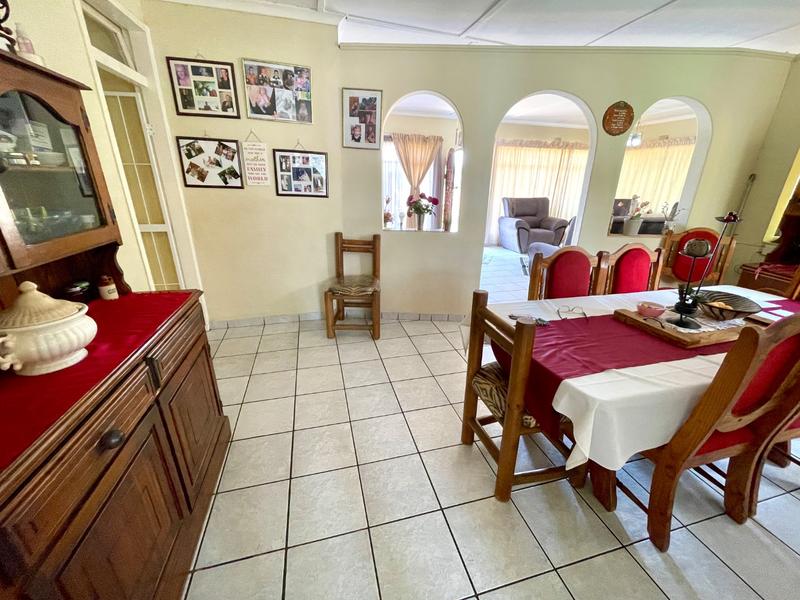 4 Bedroom Property for Sale in Quellerie Park Gauteng