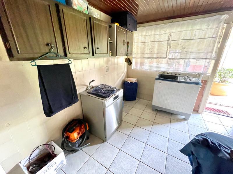 4 Bedroom Property for Sale in Quellerie Park Gauteng