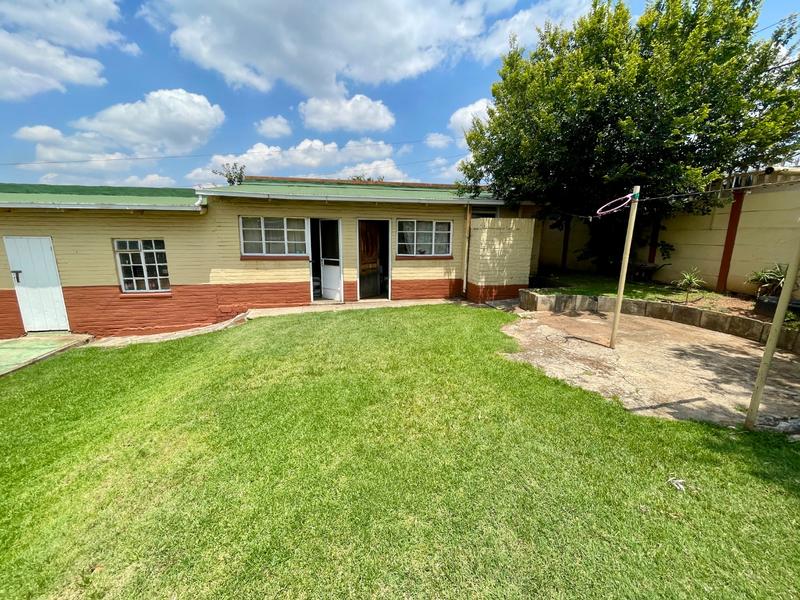 4 Bedroom Property for Sale in Quellerie Park Gauteng