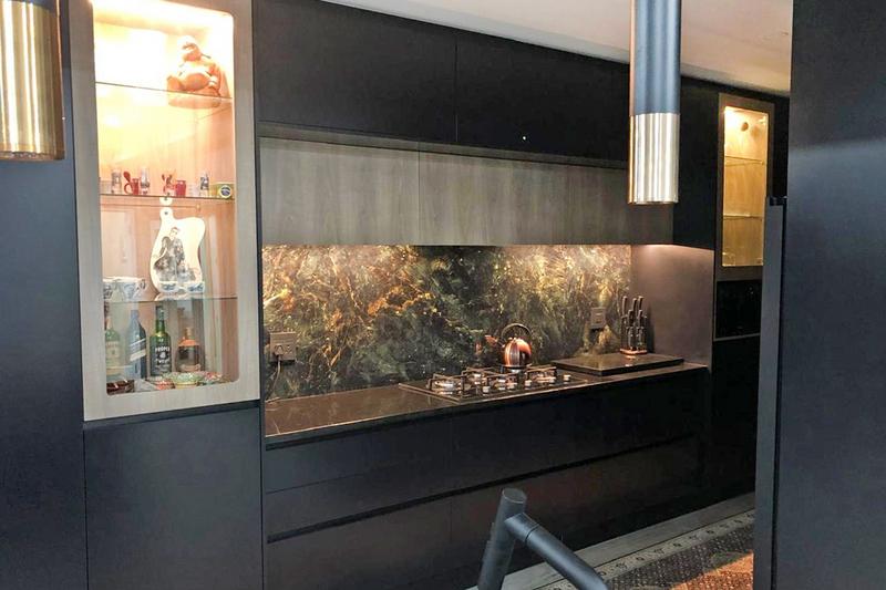 To Let 4 Bedroom Property for Rent in Sandown Gauteng