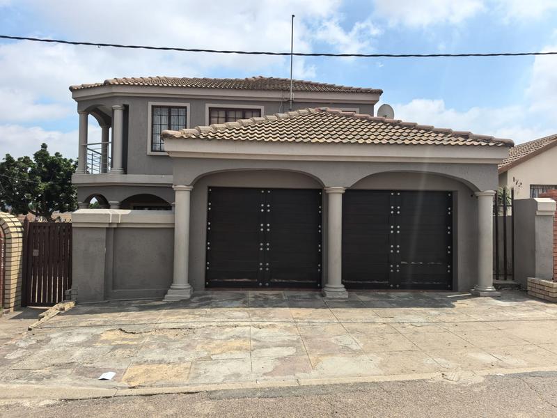 4 Bedroom Property for Sale in Ebony Park Gauteng