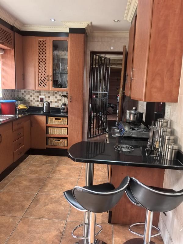 4 Bedroom Property for Sale in Ebony Park Gauteng