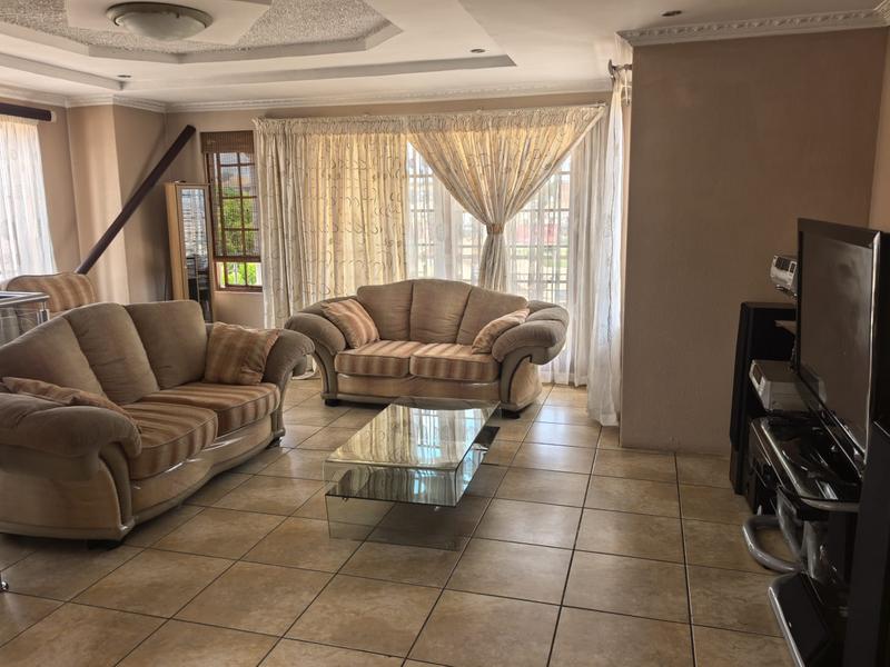 4 Bedroom Property for Sale in Ebony Park Gauteng