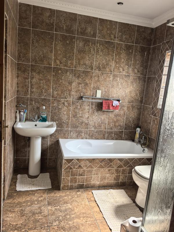 4 Bedroom Property for Sale in Ebony Park Gauteng