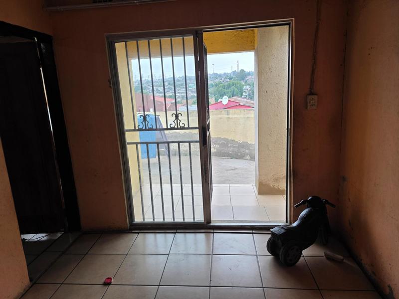 7 Bedroom Property for Sale in Tembisa Gauteng