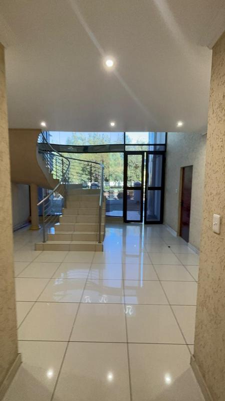 5 Bedroom Property for Sale in Helderwyk Gauteng