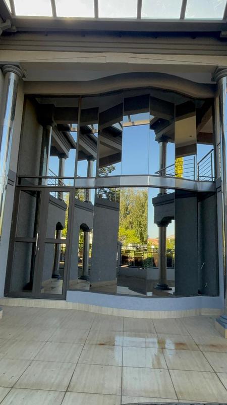 5 Bedroom Property for Sale in Helderwyk Gauteng