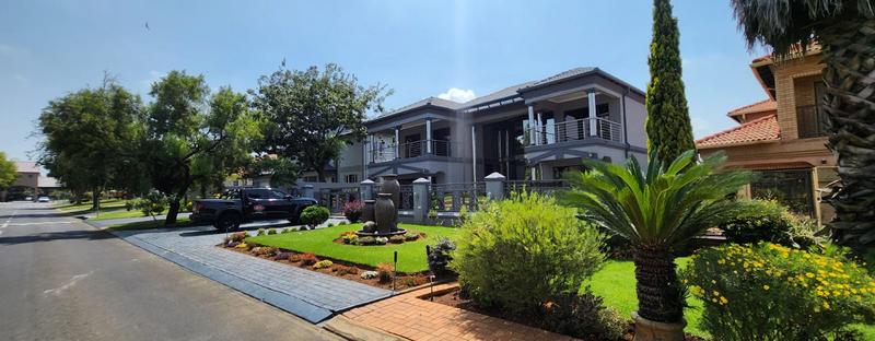 5 Bedroom Property for Sale in Helderwyk Gauteng