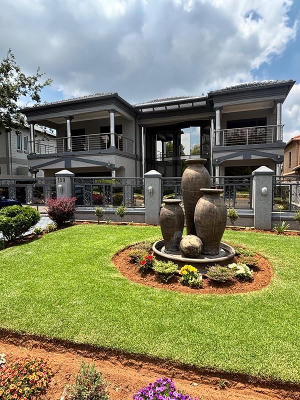 5 Bedroom Property for Sale in Helderwyk Gauteng