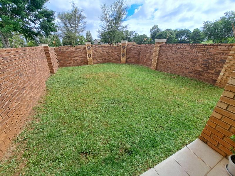 2 Bedroom Property for Sale in Mooikloof Ridge Gauteng