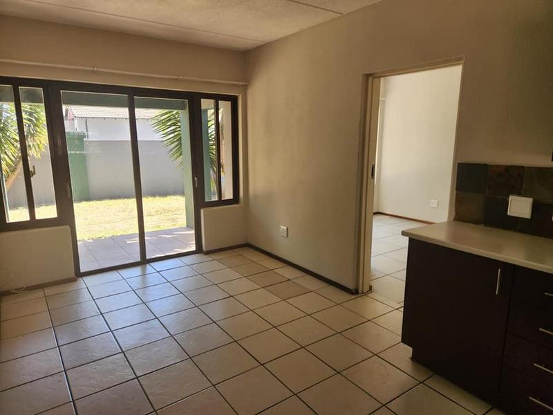 To Let 2 Bedroom Property for Rent in Honeydew Gauteng