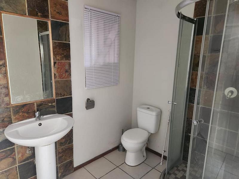To Let 2 Bedroom Property for Rent in Honeydew Gauteng