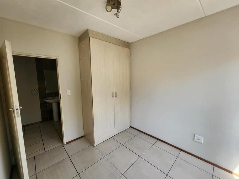 To Let 2 Bedroom Property for Rent in Honeydew Gauteng
