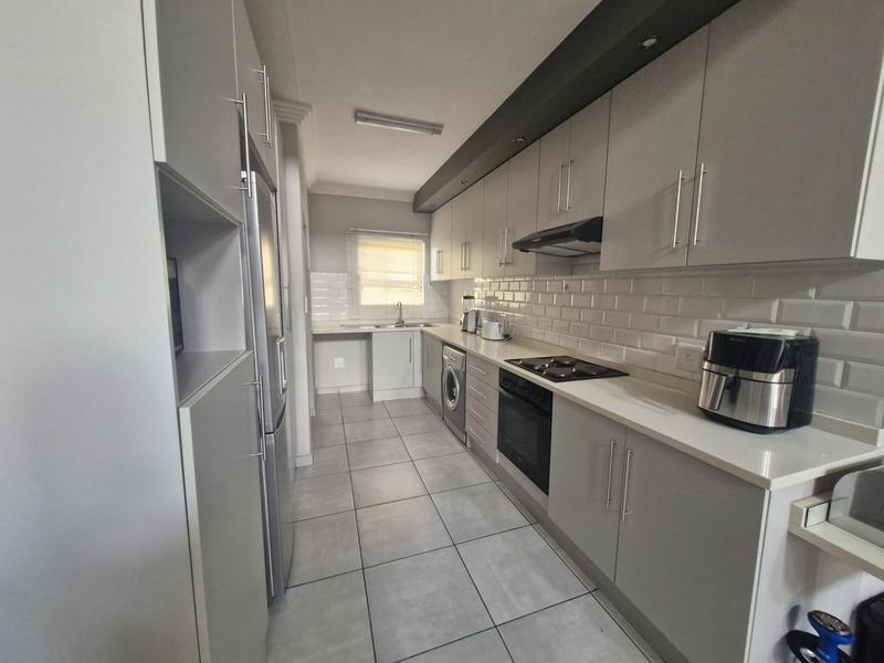 2 Bedroom Property for Sale in Eveleigh Gauteng