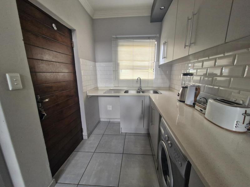 2 Bedroom Property for Sale in Eveleigh Gauteng