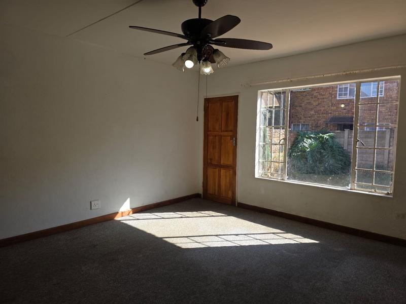 2 Bedroom Property for Sale in Annlin Gauteng