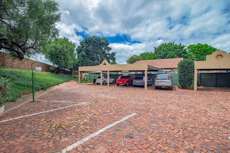 2 Bedroom Property for Sale in Montana Park Gauteng