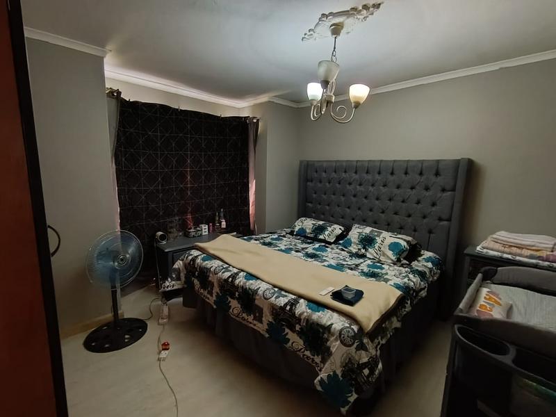 2 Bedroom Property for Sale in Montana Tuine Gauteng
