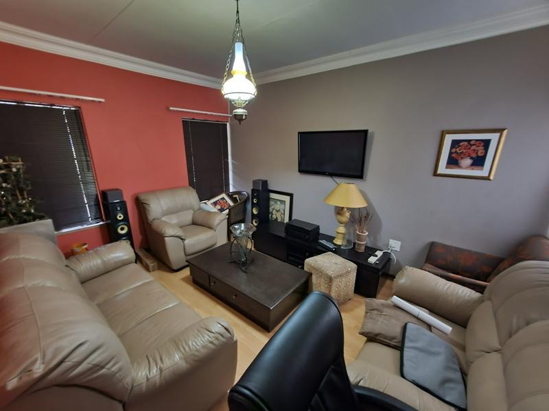 3 Bedroom Property for Sale in Sinoville Gauteng