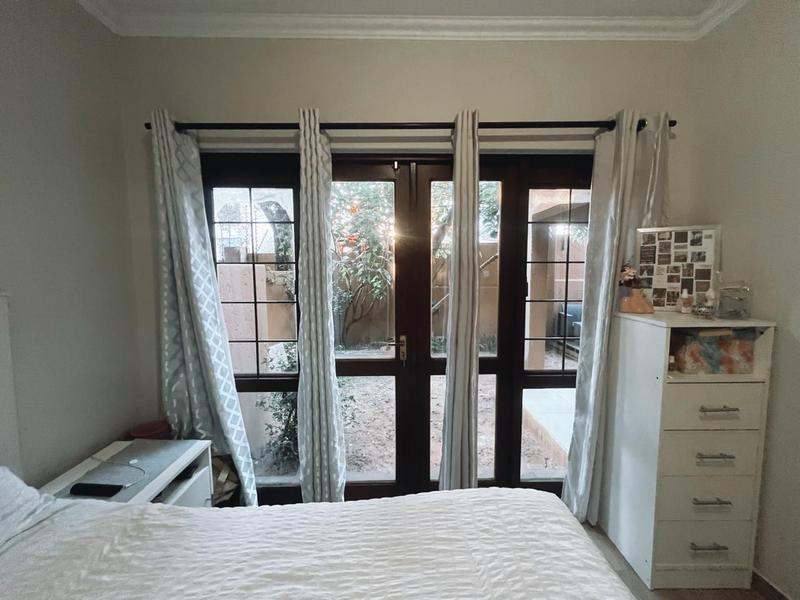 1 Bedroom Property for Sale in Douglasdale Gauteng