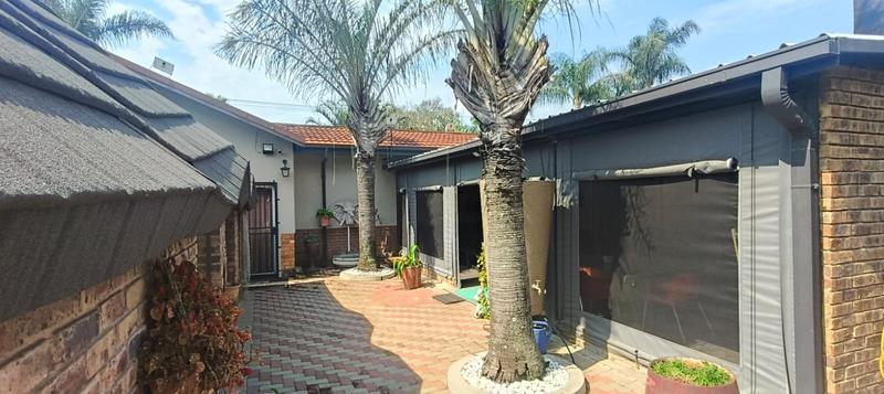 3 Bedroom Property for Sale in Pretoria Gardens Gauteng