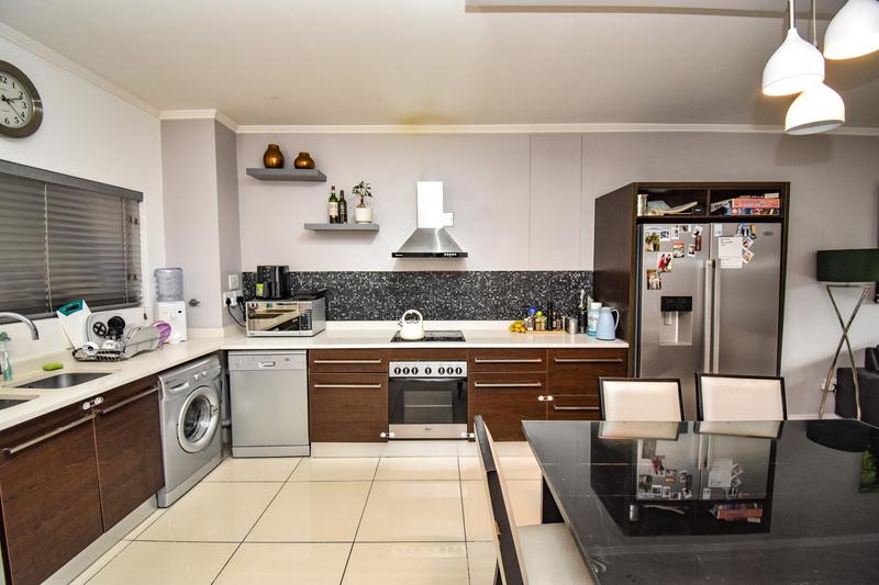 2 Bedroom Property for Sale in Morningside Gauteng