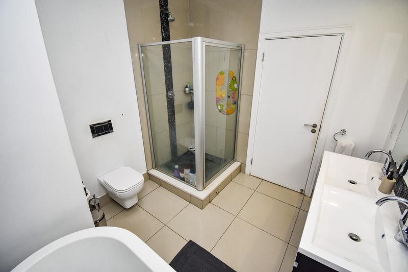 2 Bedroom Property for Sale in Morningside Gauteng