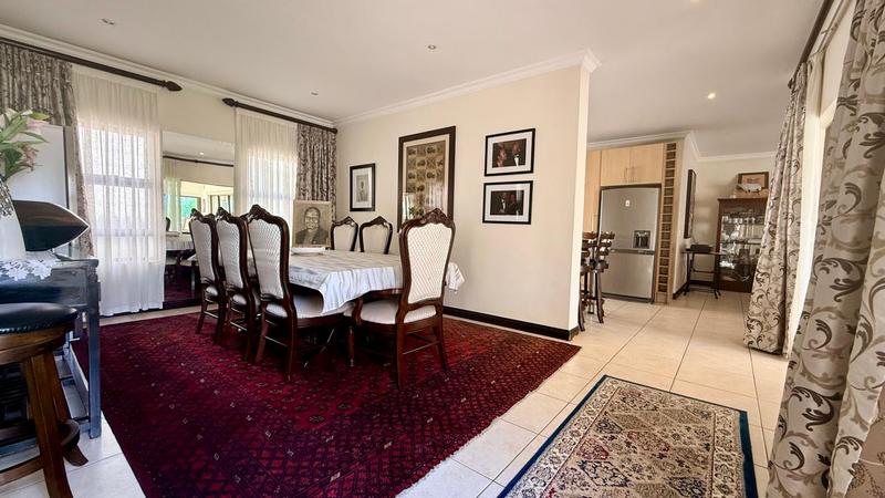 To Let 4 Bedroom Property for Rent in Maroeladal Gauteng