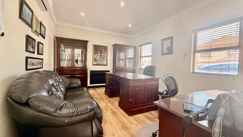 To Let 4 Bedroom Property for Rent in Maroeladal Gauteng