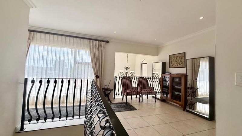 To Let 4 Bedroom Property for Rent in Maroeladal Gauteng