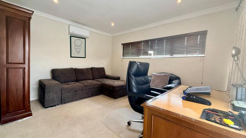 To Let 4 Bedroom Property for Rent in Maroeladal Gauteng