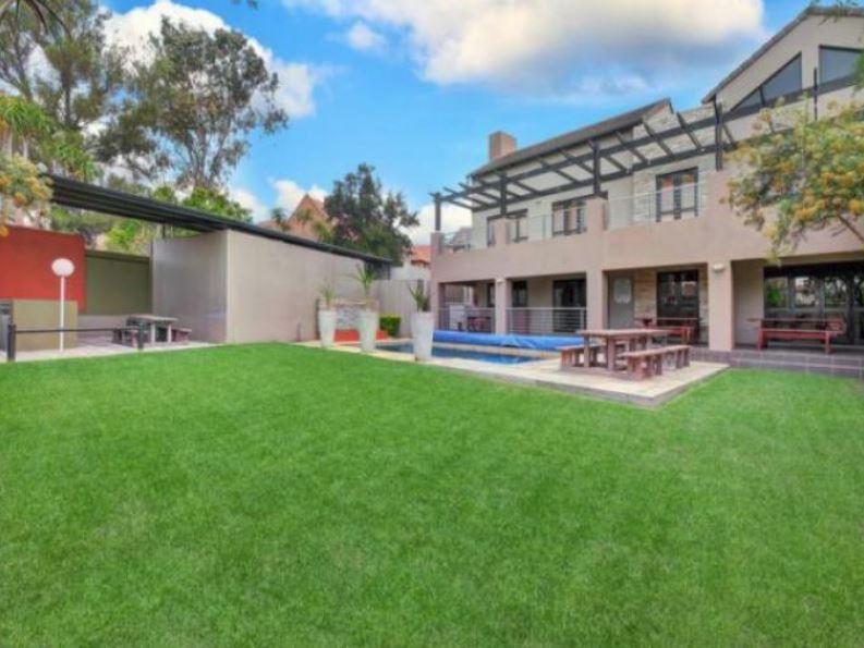 To Let 1 Bedroom Property for Rent in Sunninghill Gauteng