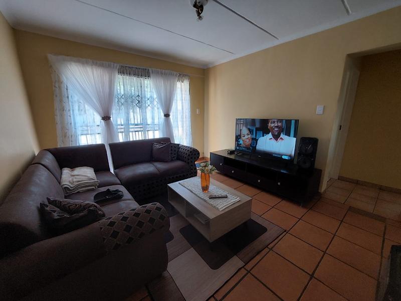 2 Bedroom Property for Sale in Greenhills Ext 3 Gauteng