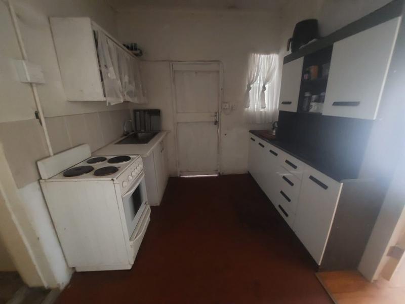 4 Bedroom Property for Sale in Helikonpark Gauteng