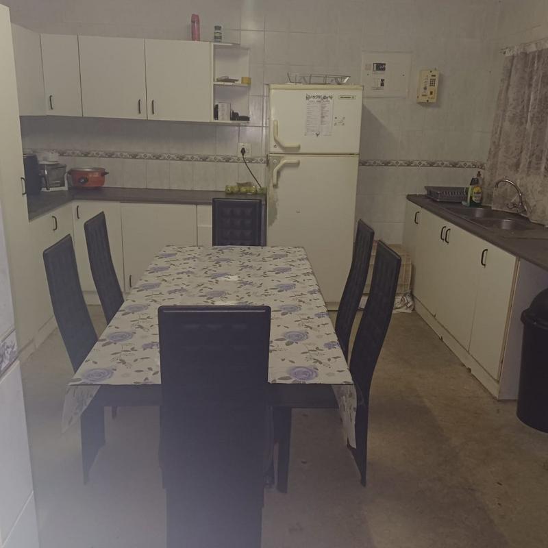 4 Bedroom Property for Sale in Helikonpark Gauteng