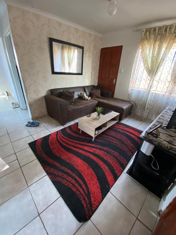 2 Bedroom Property for Sale in Palm Ridge Gauteng
