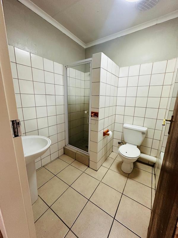 2 Bedroom Property for Sale in Pretoria North Gauteng