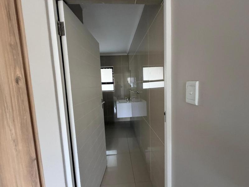 To Let 2 Bedroom Property for Rent in Erasmia Gauteng