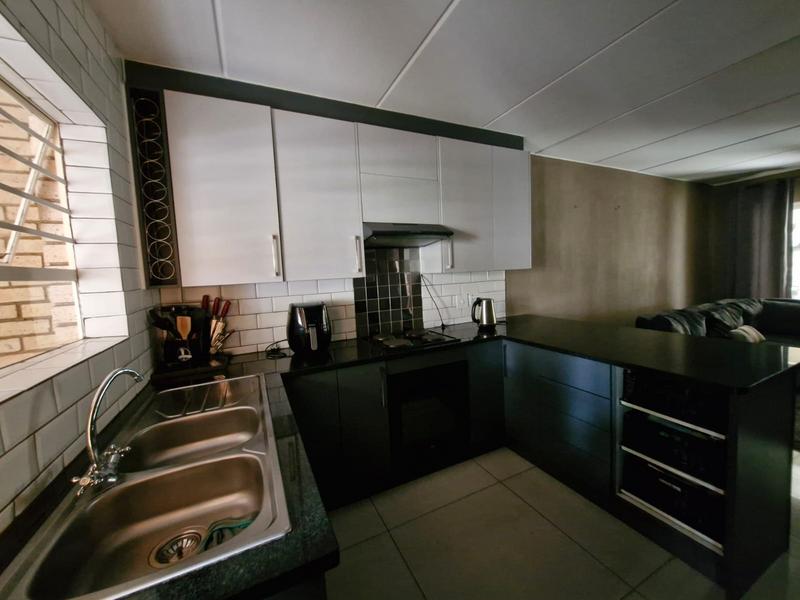 To Let 3 Bedroom Property for Rent in Terenure Gauteng