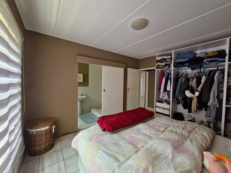 To Let 3 Bedroom Property for Rent in Terenure Gauteng